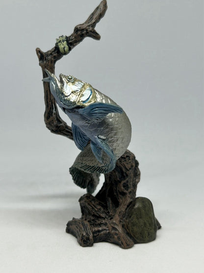 Japan Silver Arowana Ancient fish hunting pvc mini figurine figure model