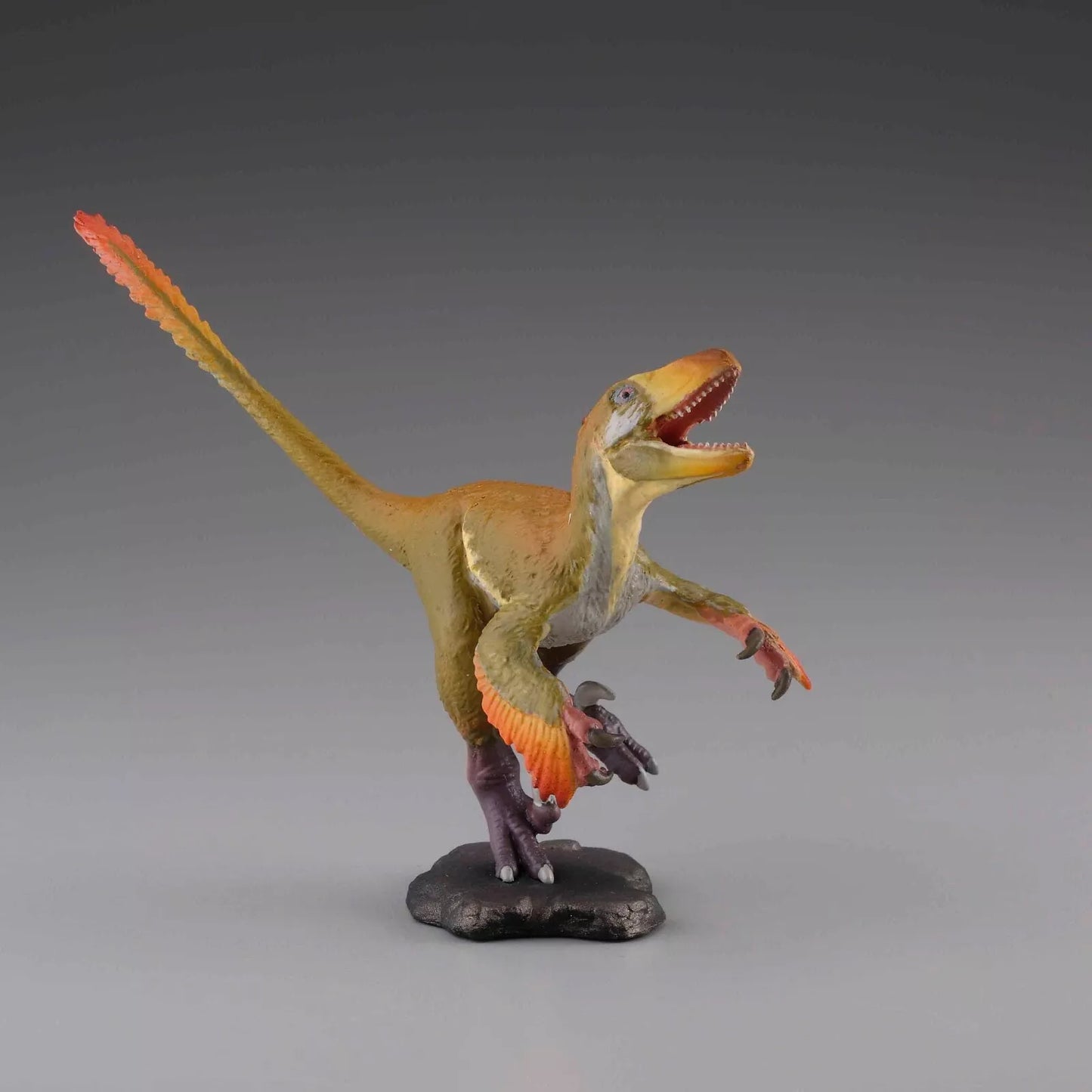 Kaiyodo Dakotaraptor dinosaur animal PVC mini figure figurine model