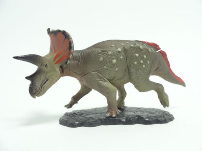 Retired Kaiyodo Triceratops Dinosaur PVC mini figure model (Normal Color) RARE